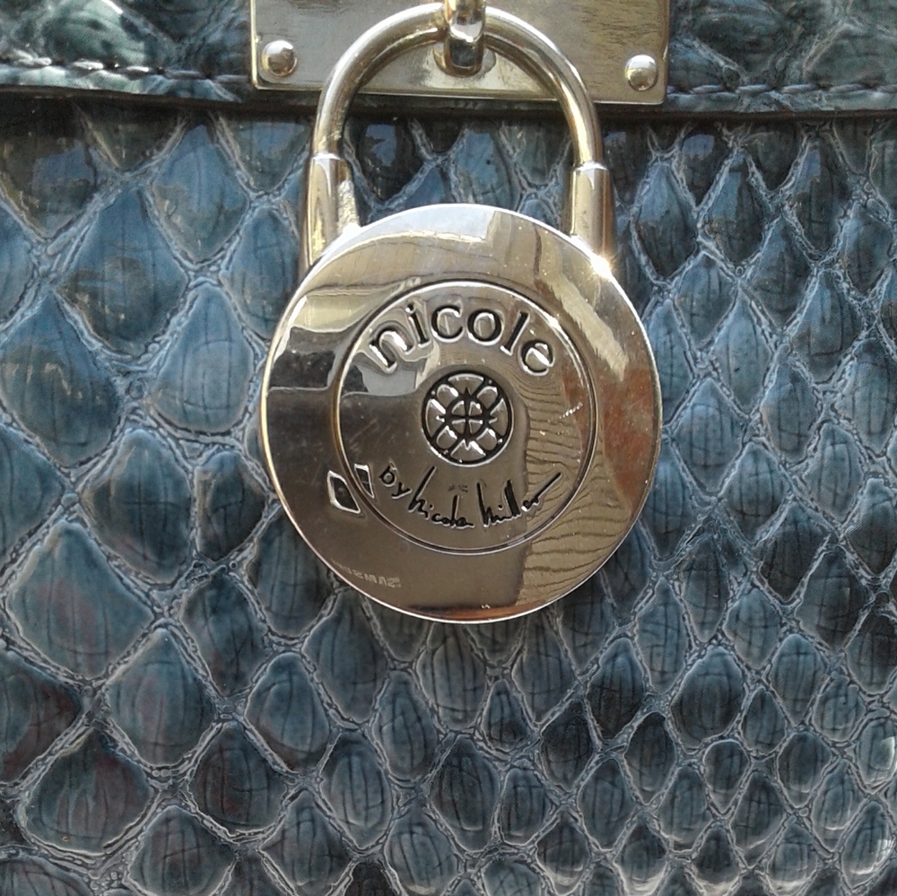 Danielle Nicole Crossbody - image 8